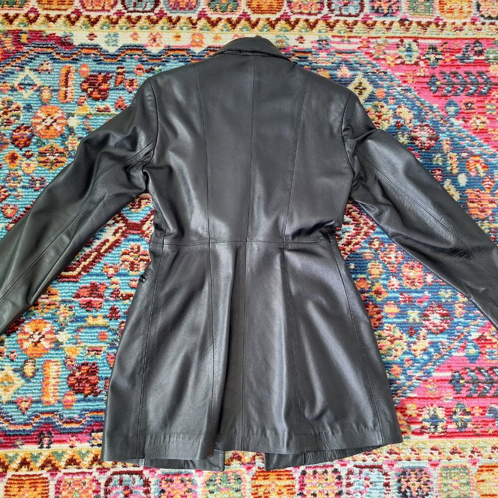Italian leather ladies' leather trench coat - Picture 2 of 3